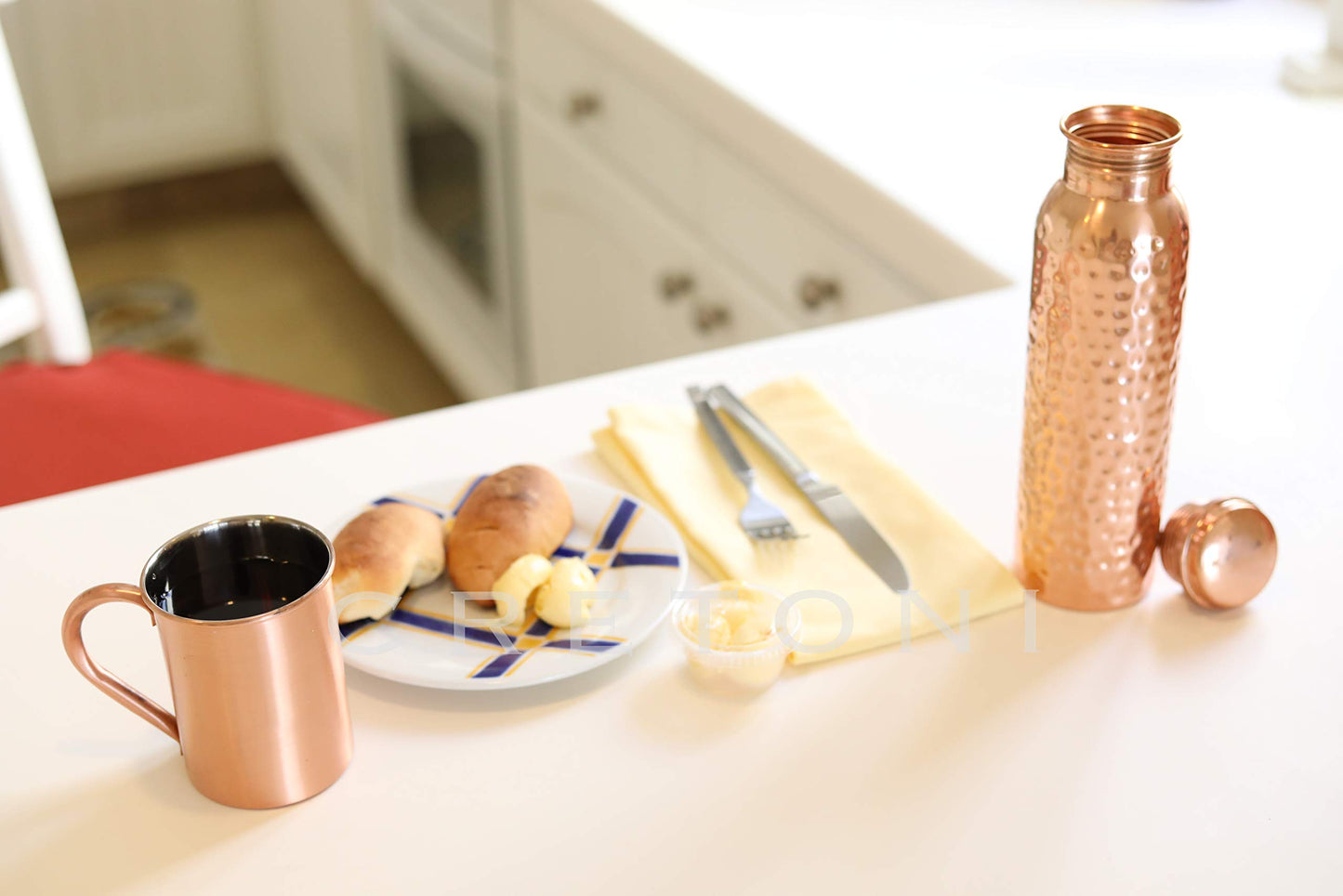 CRETONI Copperlin Pure Copper Water Bottle - Glossy Hammered Seemless Leak Proof Design : Perfect Ayurvedic Copper Vessel for Sports, Fitness, Yoga, Natural Health Benefits (900 Milliliter/30 Oz)